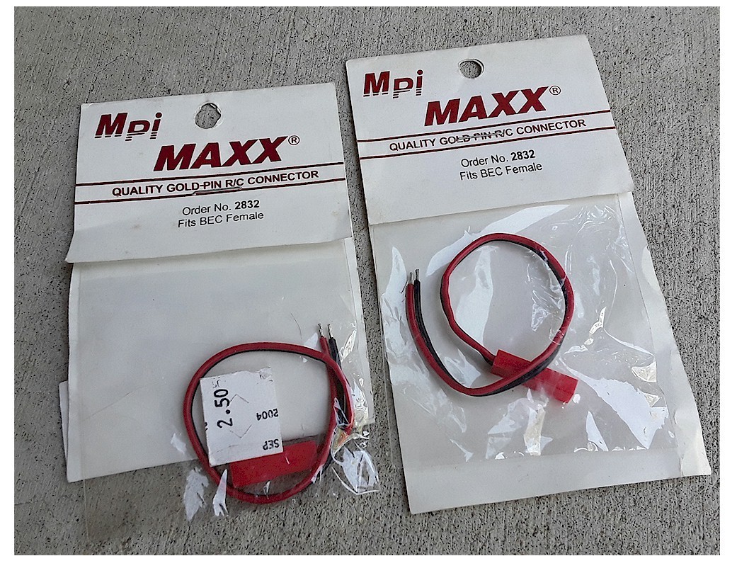 *2-Bags RC Car MPi Maxx BEC Female JST Plug with 22 AWG Wires 2832 Old Stock