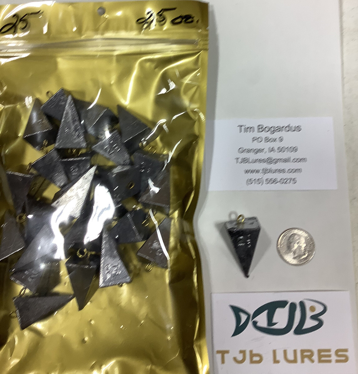 2.5 oz Qty 25 Pyramid Fishing Sinkers Veteran Owned Free Shipping