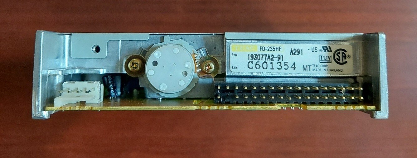 NEW TEAC 3.5" 1.44MB Floppy Disk Drive