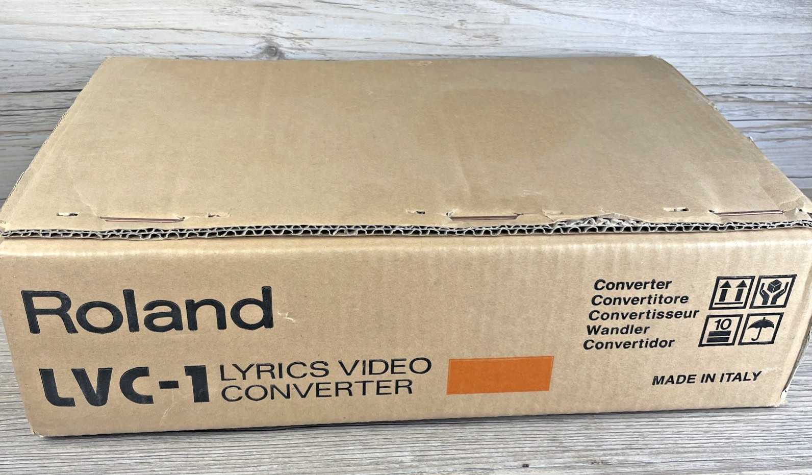Roland LVC-1 Lyrics Video Converter Digital Piano Keyboard New in Box Italy