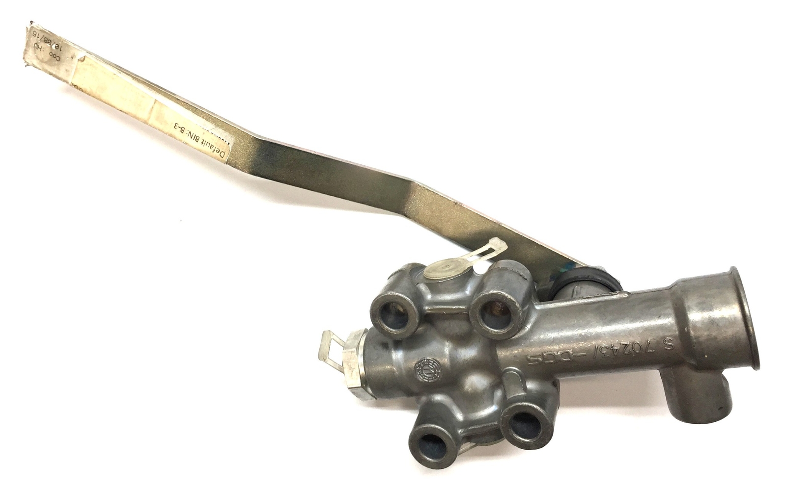 Knorr-Bremse Leveling Valve SV1385 (S70243/-DGS) NOS