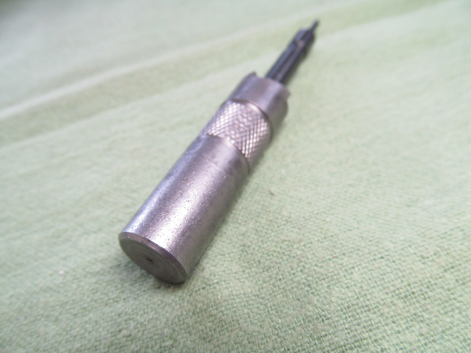 Quality Steel .22 Cal Case Trimmer/Decapper (Primer Remover) -Knurled Handle #2