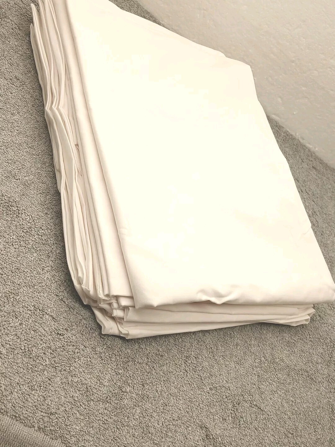 12 PACK Pillowcases, King  20x37 T-180 Percale Envelope Style  White 2037Q New