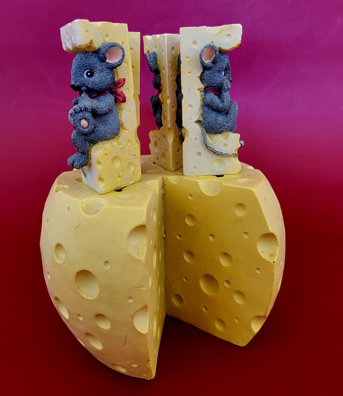 Say Cheese! 4 Adorable Mice and Swiss Cheese Spreaders or Display Piece, 5.5"