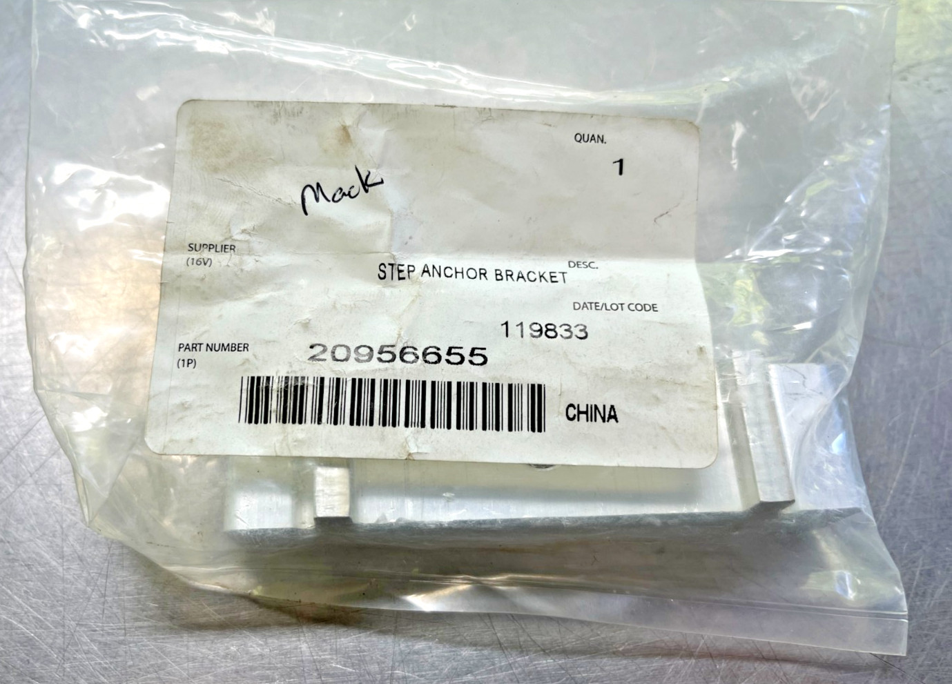 20956655   Genuine OEM MACK   Step Anchor BRACKET   Volvo