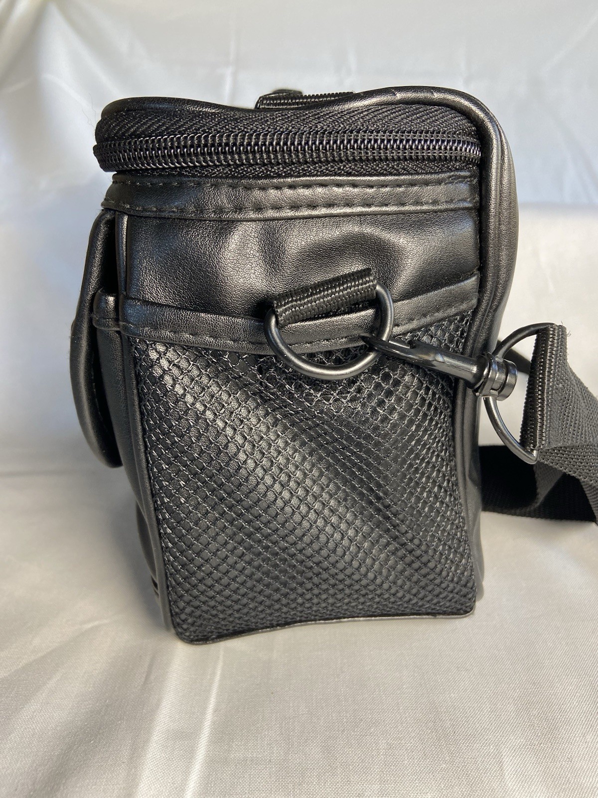 Icon C Black Synthetic Leather Camera Bag Padded Strap Compartments