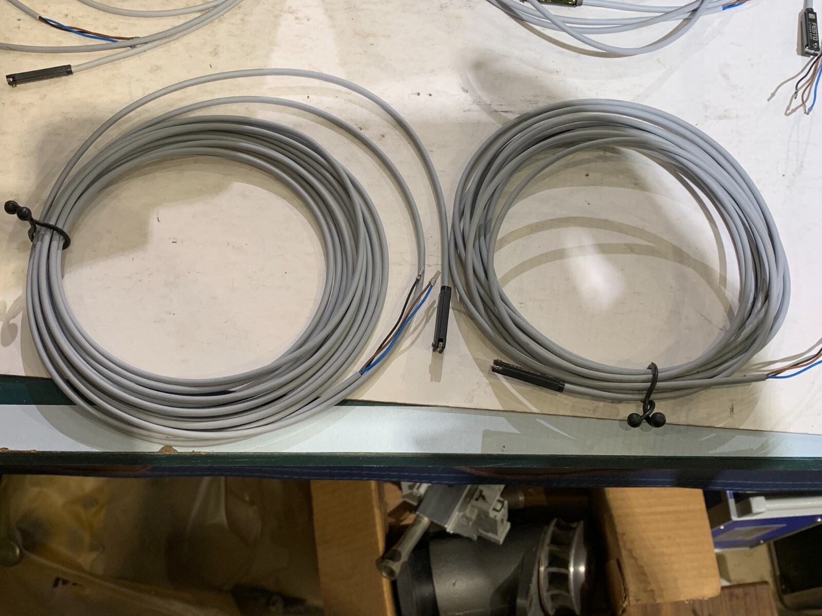 Festo 175404 T Slot Proximity Sensor w/ 5m Leads - Lot of 2 - UNUSED