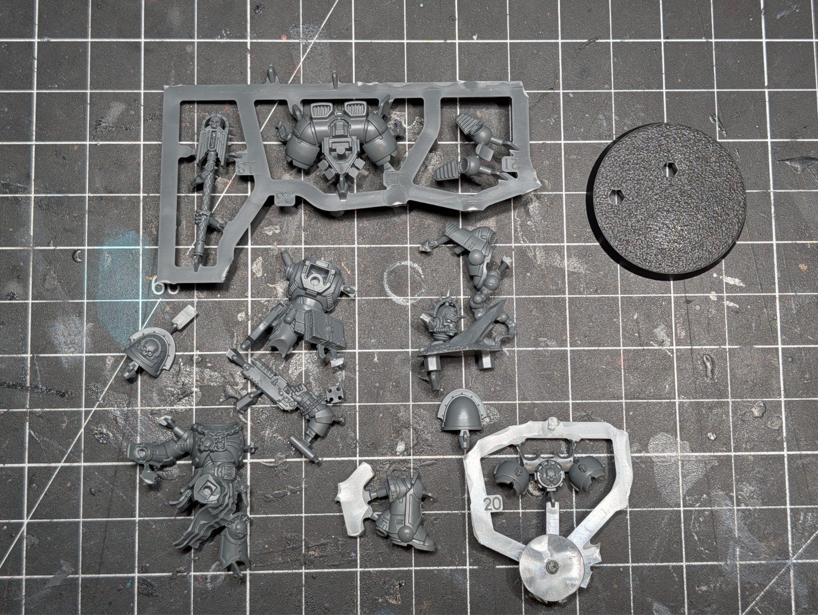 Warhammer 40K - Space Marines - Armageddon - Chaplain with Jump Pack