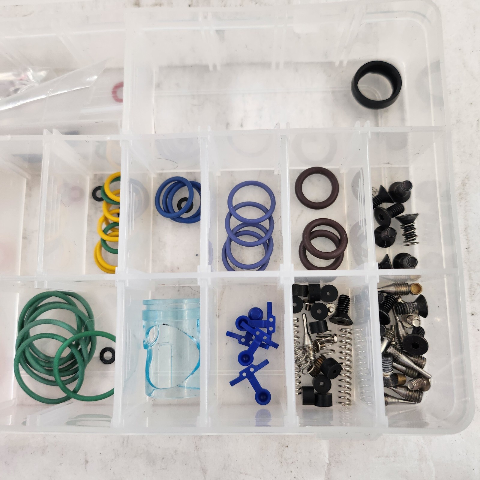 Dye Precision DSR Tech Repair Kit Replacement Parts Pre Owned Partial Set
