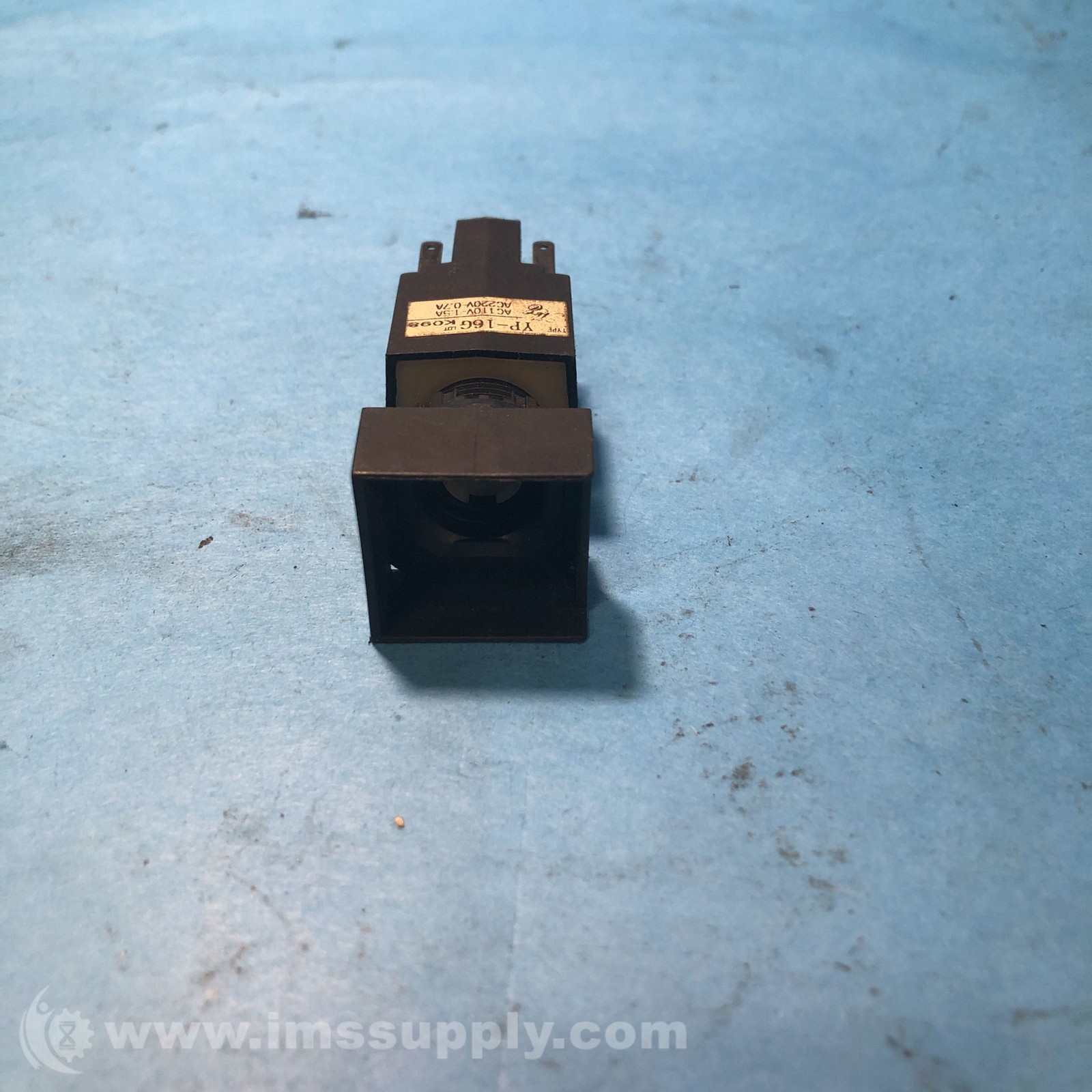 YP-16G Momentary Push Button FNOB
