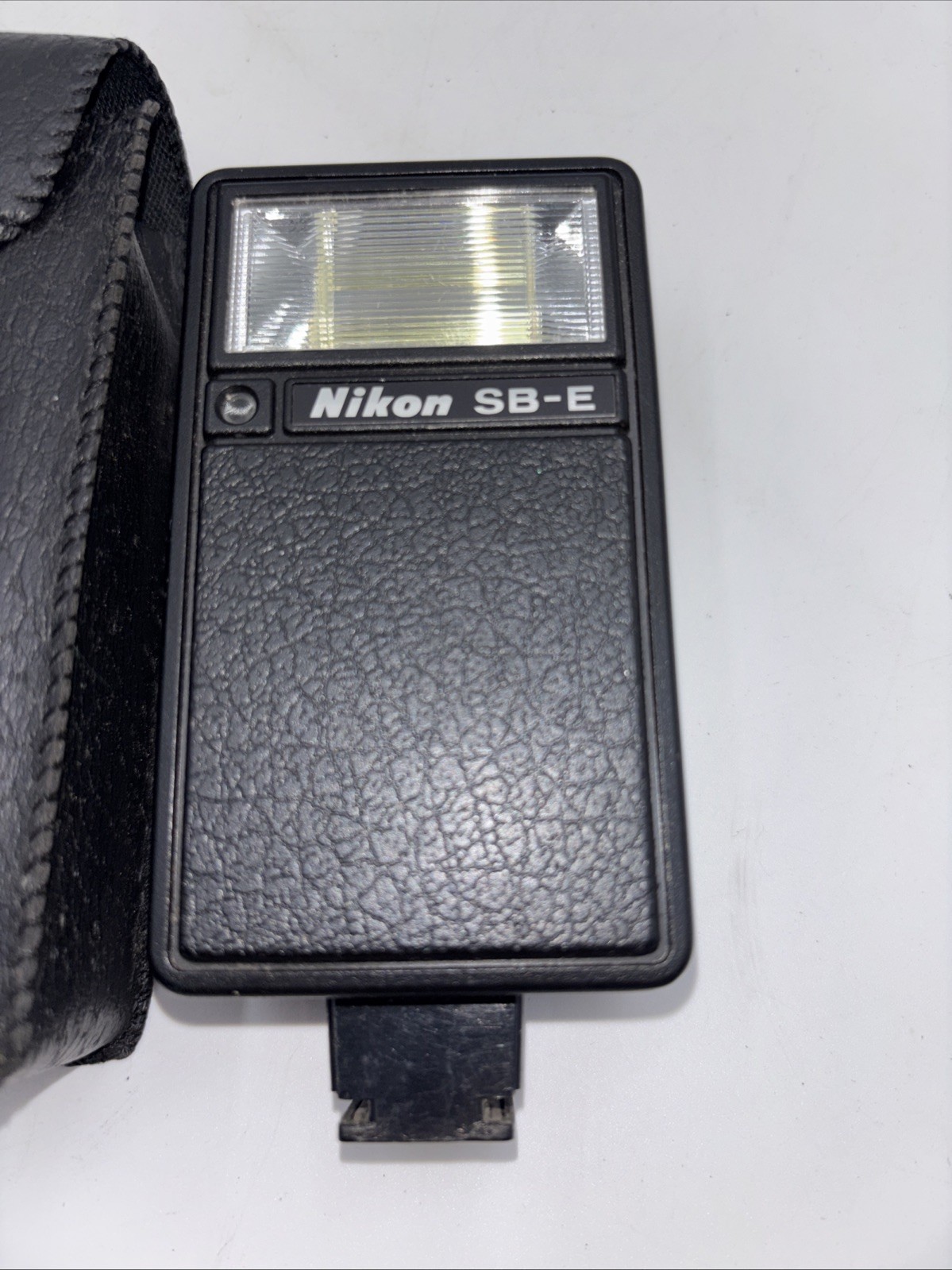 Nikon Speedlight SB-E Flash With Original Ss-10 Nikon Case #B125