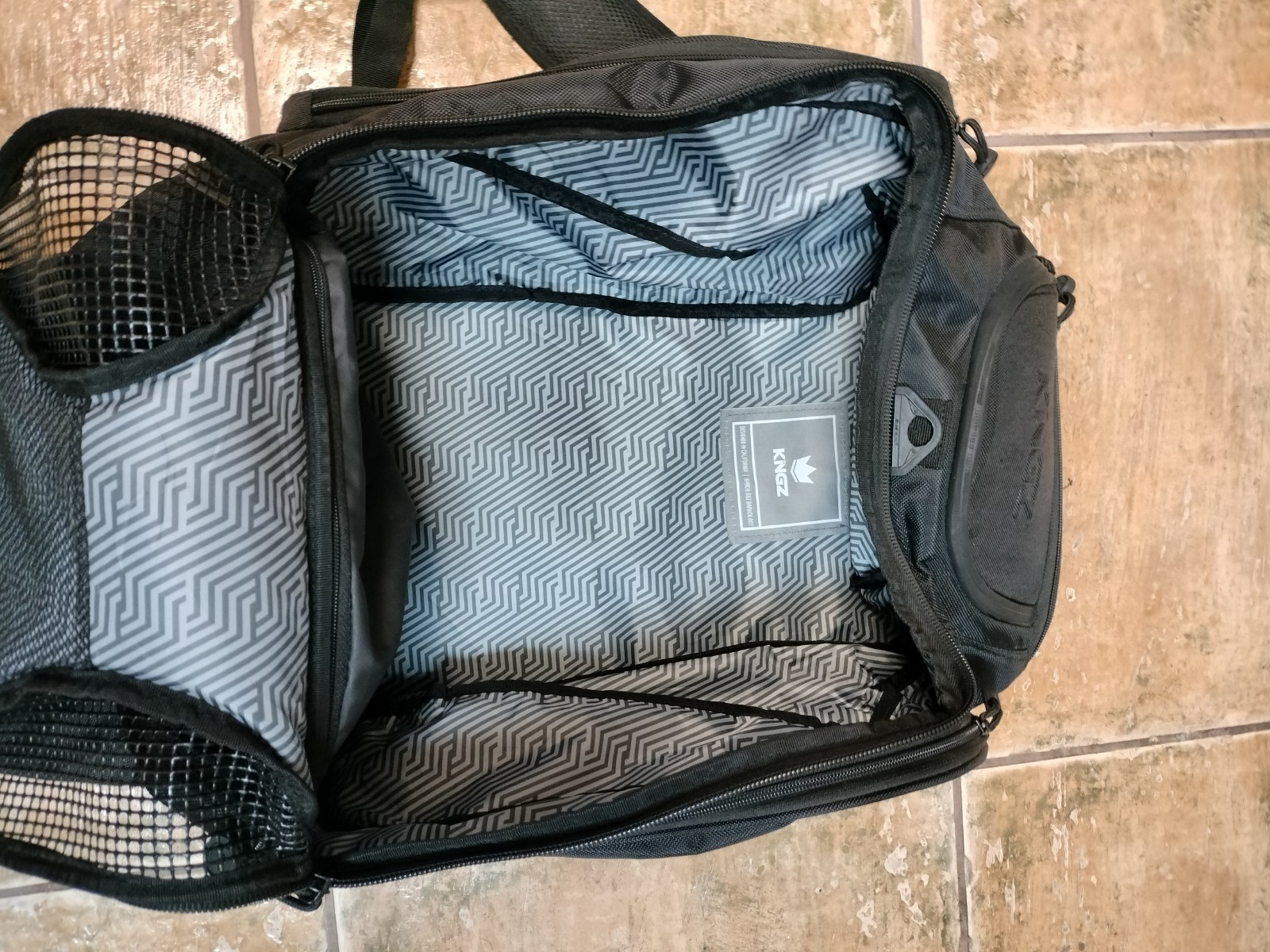 Kingz BJJ Convertible Backpack Black