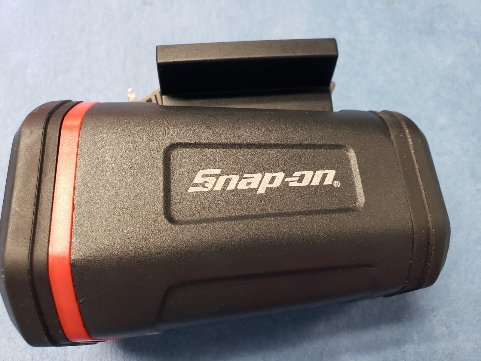 Snap-on Rechargeable Cordless LED Work Light Black/Red USB ECUHC102 no stand