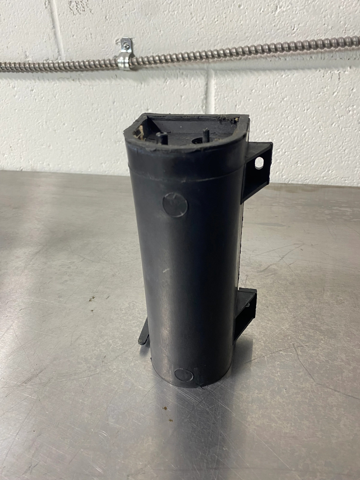 1997 - 2004 C5 OEM EXTERIOR EVAP CANISTER 24-01