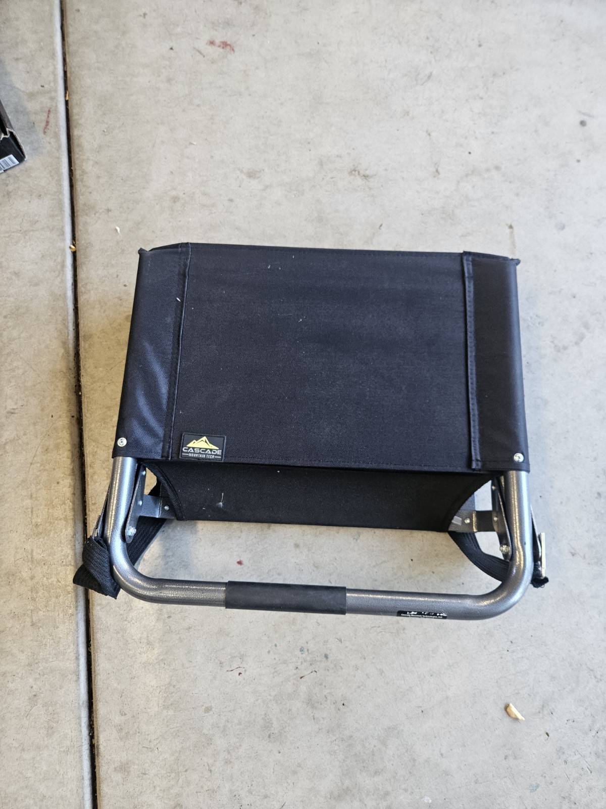 Cascade Technologies Portable Folding Bleacher Seat & Camping Chair FREE SHIP