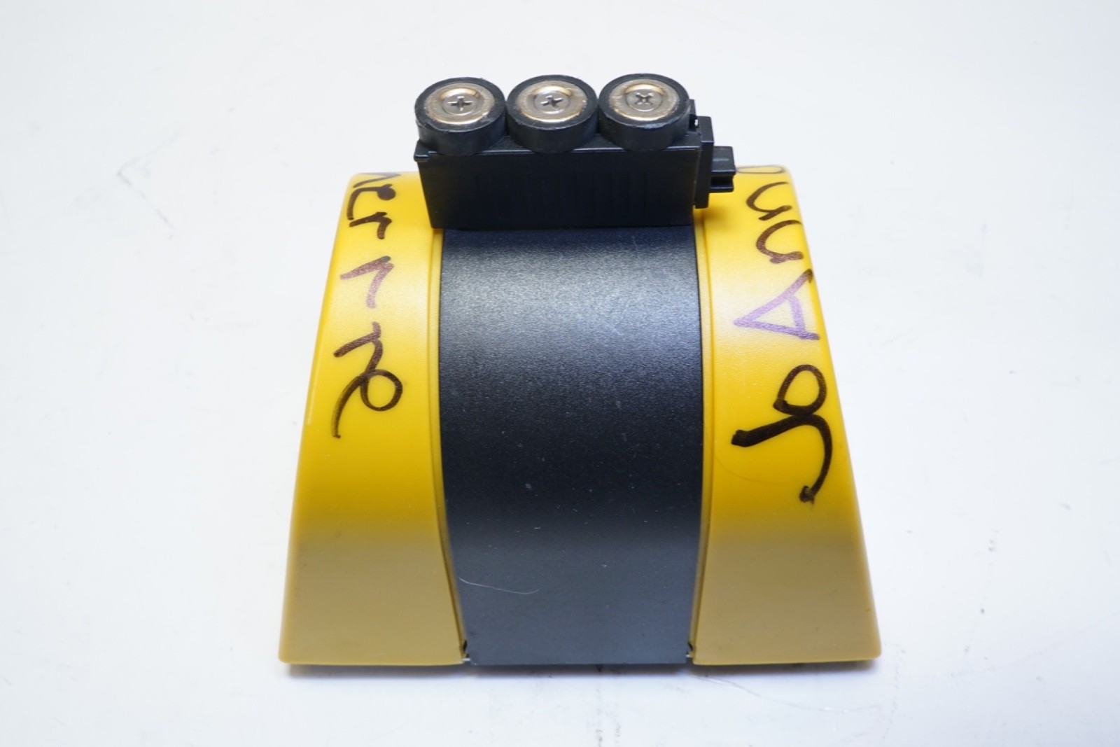 READ! Montour Line Retractable Belt Barrier Caution Do Not Enter Yellow 30'