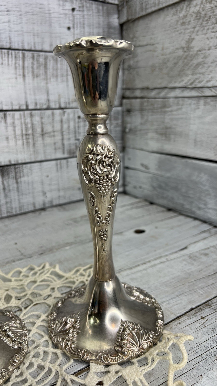 VINTAGE PAIR 2 GODINGER SILVER PLATED 8 25” CANDLESTICK BAROQUE GRAPE PATTERN 🩶