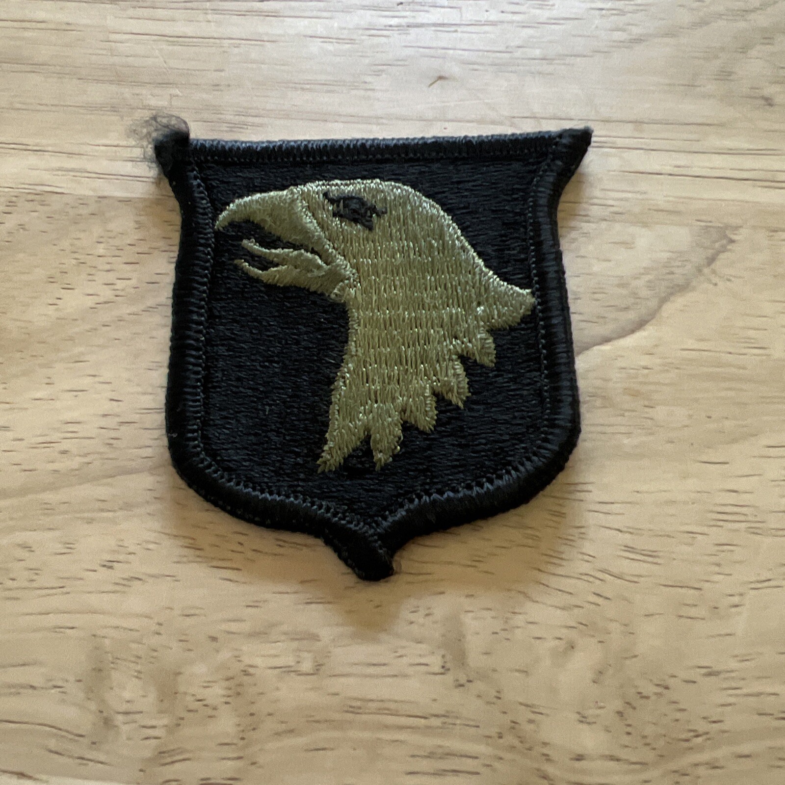 MILITARY US ARMY PATCH 101ST AIRBORNE DIVISION BLACK SUBDUED COMBAT.