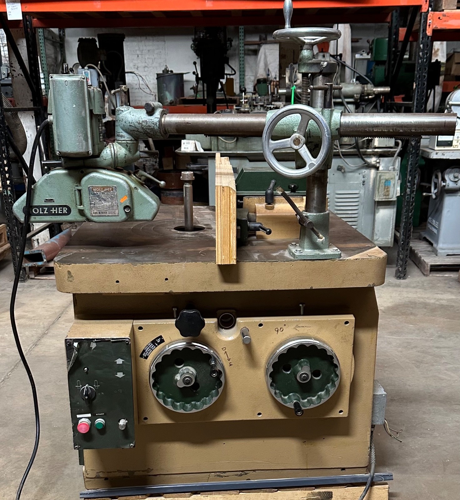 SCMI T-160 Shaper 3ph, 220V, 7.5 hp w/ 1 1/4 Spindle (6766)