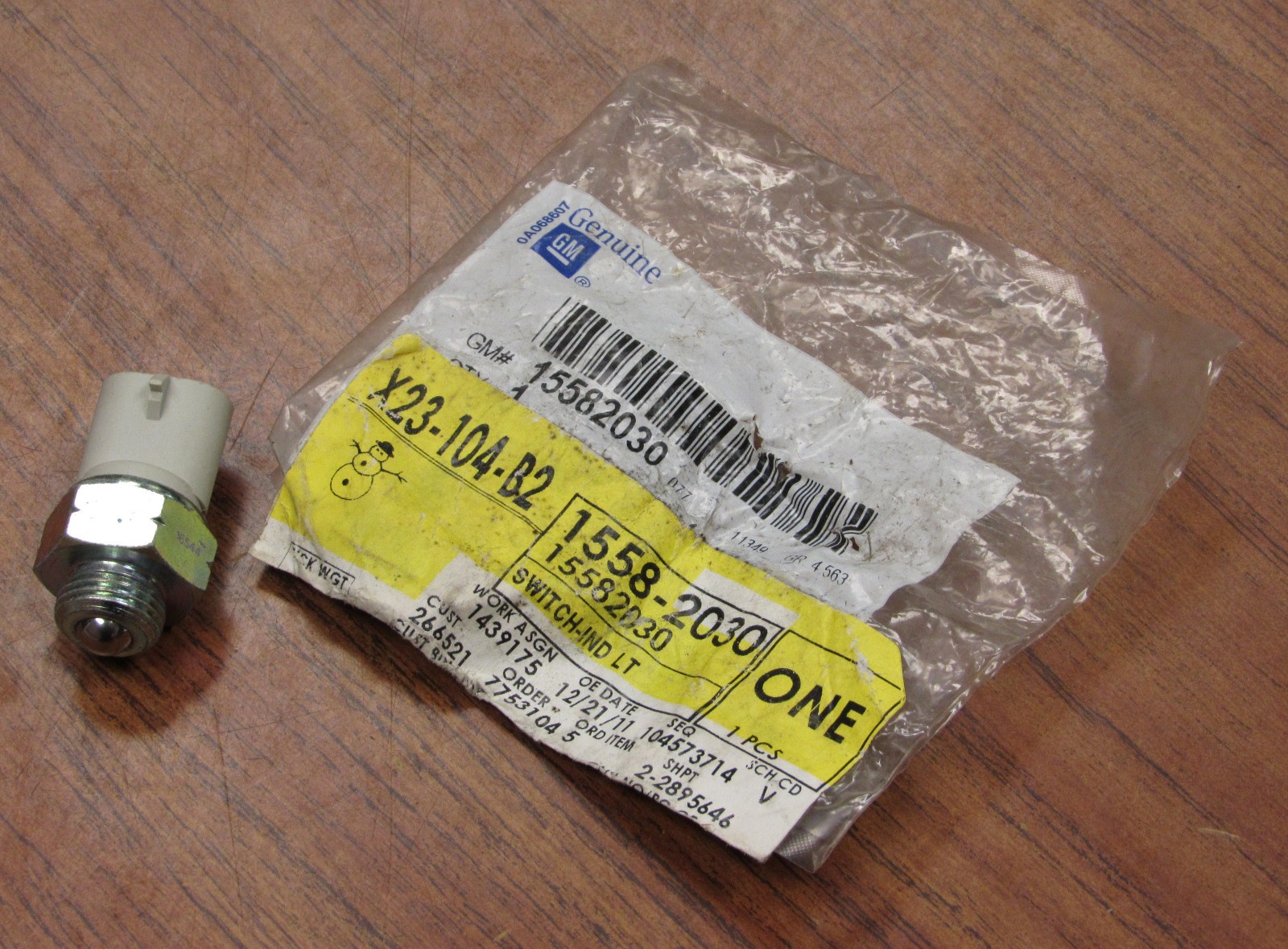 New GM OEM 15582030 Transfer Case Selector Switch Assembly 4WD
