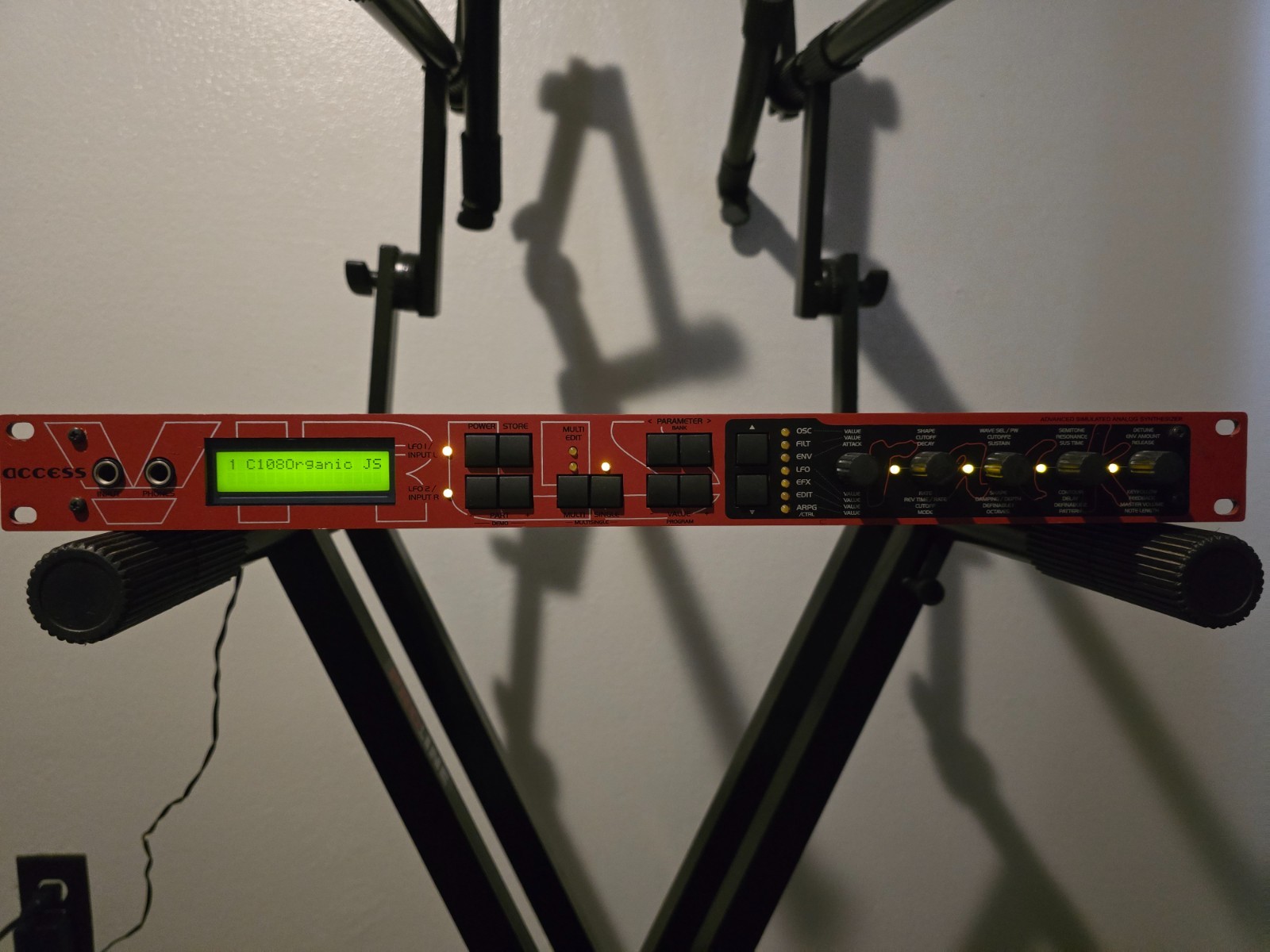 Access Virus Rack Digital Synthesizer - Excellent condition
