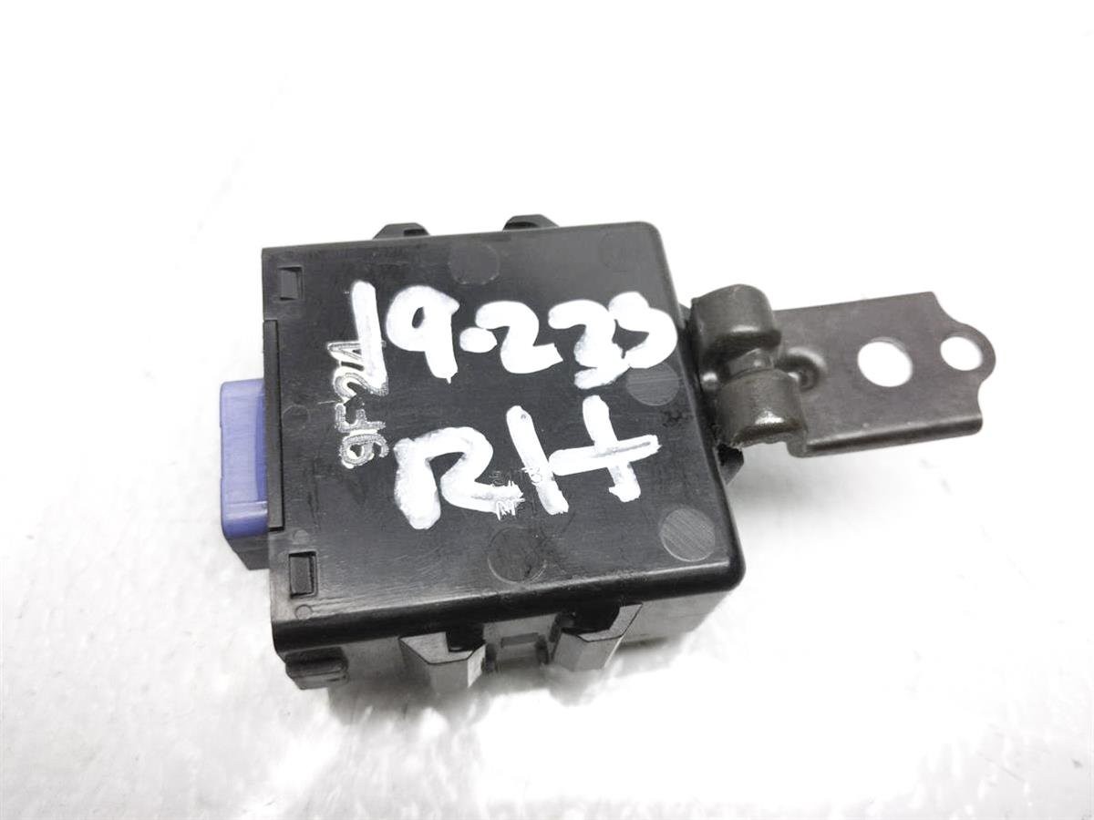 1997-2000 Lexus Sc300 Steering Electronic Unit Computer 89650-24091