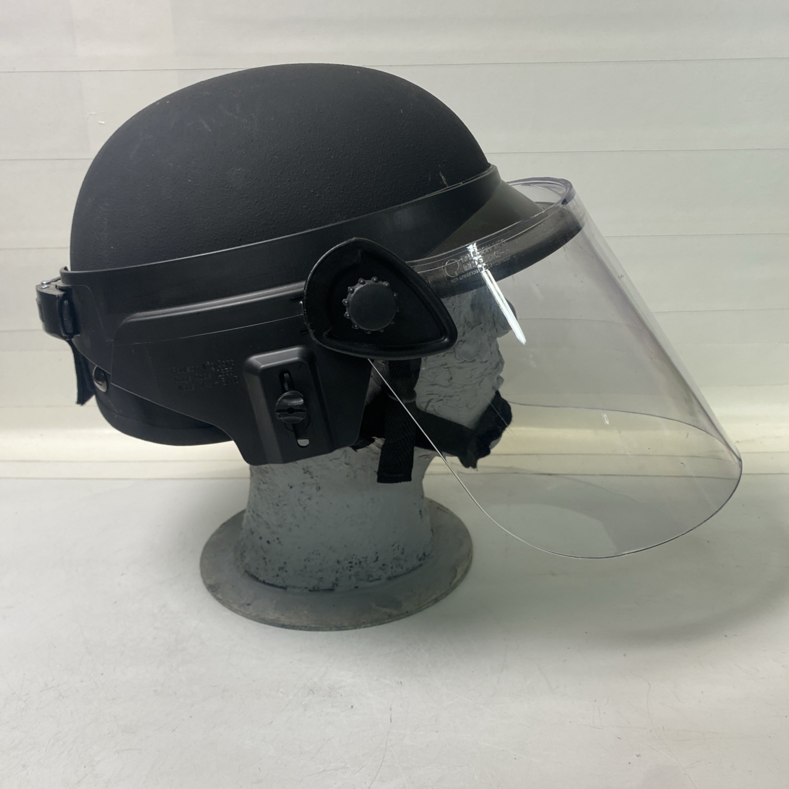 PROTECH Tactical Armored Helmet L/XL Delta 4 / PAULSON MFG DK5-H Shield