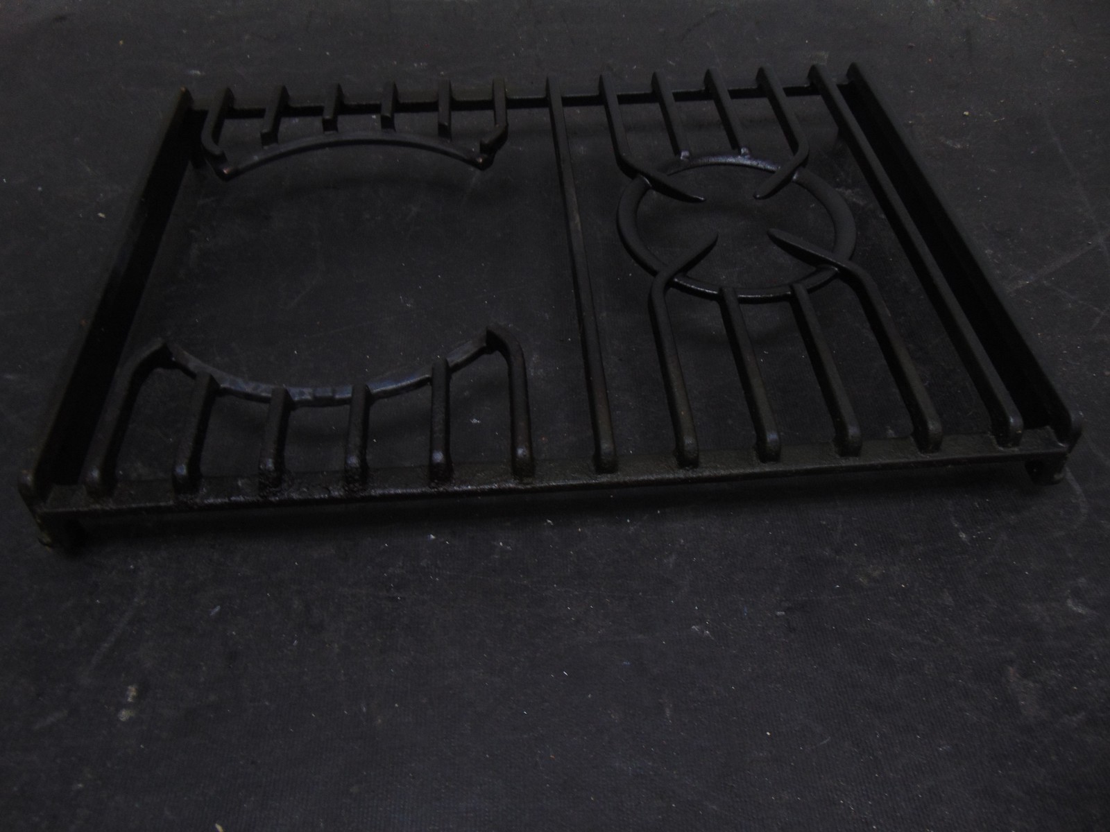 KitchenAid Gas Range KGSA906PSS02 Burner Grate 9760231BL