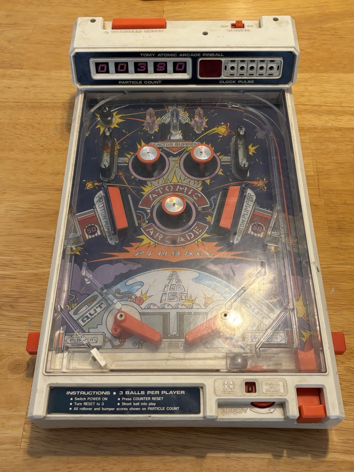 Tomy Atomic Arcade Tabletop pinball Machine Game 1979