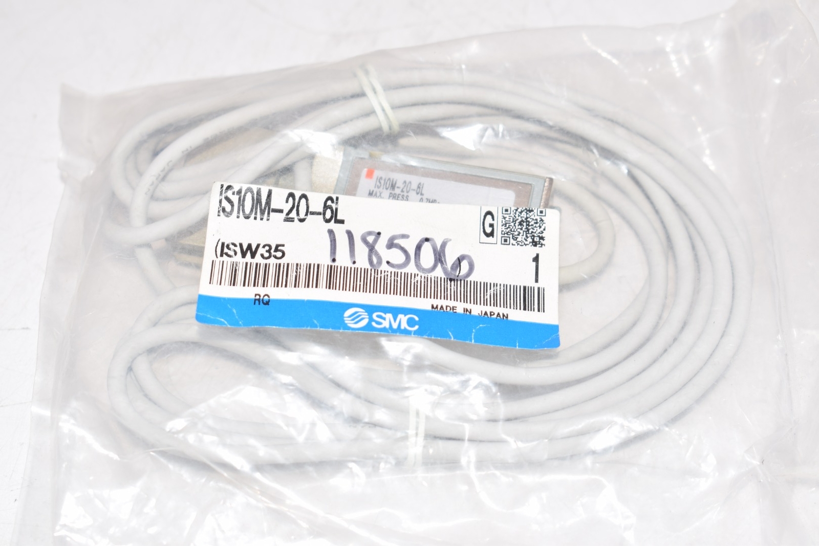 NEW SMC IS10M-20-6L Pressure Switch 100VAC/DC or Less