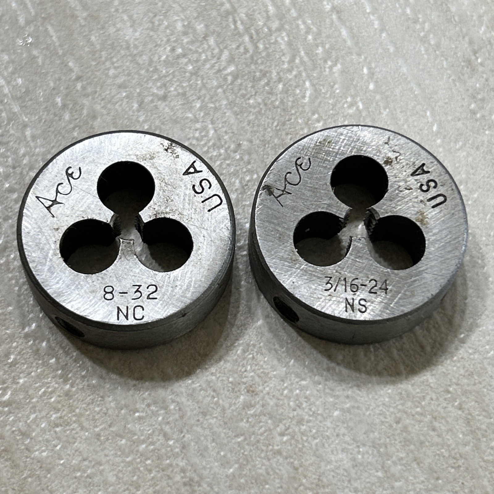 Hanson Ace 3/16-24 N.S. and 8-32 NC Round Die High Carbon Steel USA Used