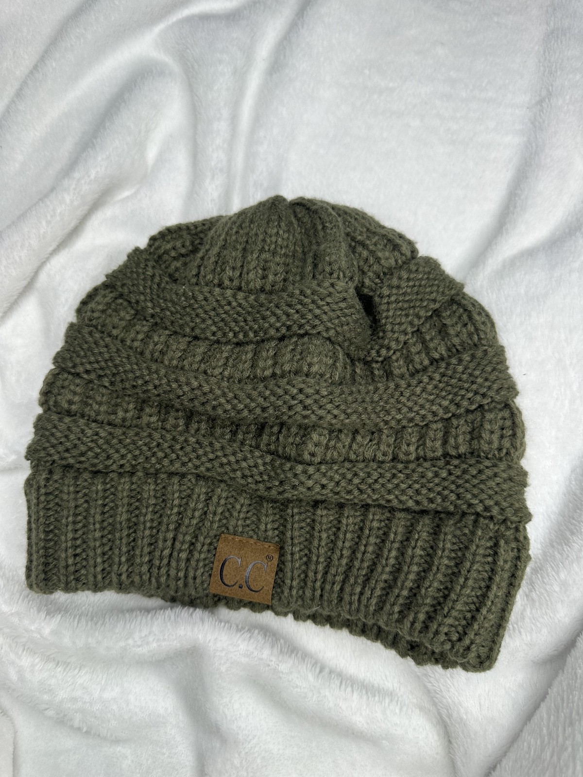C.C Hat Beanie OS Green Ribbed Knit Logo Patch Slouchy Womens One Size