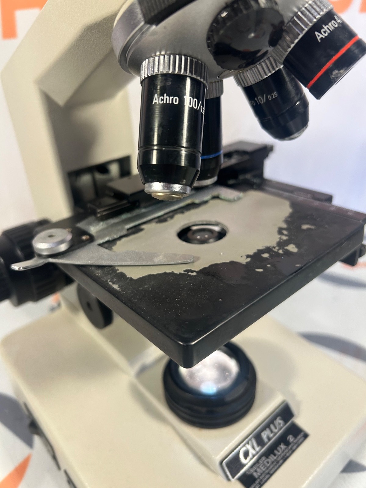 Seiler CXL PLUS Medilux 2 Lab Microscope with 4 lenses