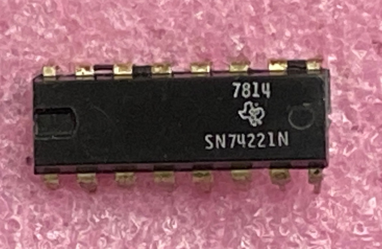 Texas Instruments SN74221N dual monostable multivibrators Integrated Circuit