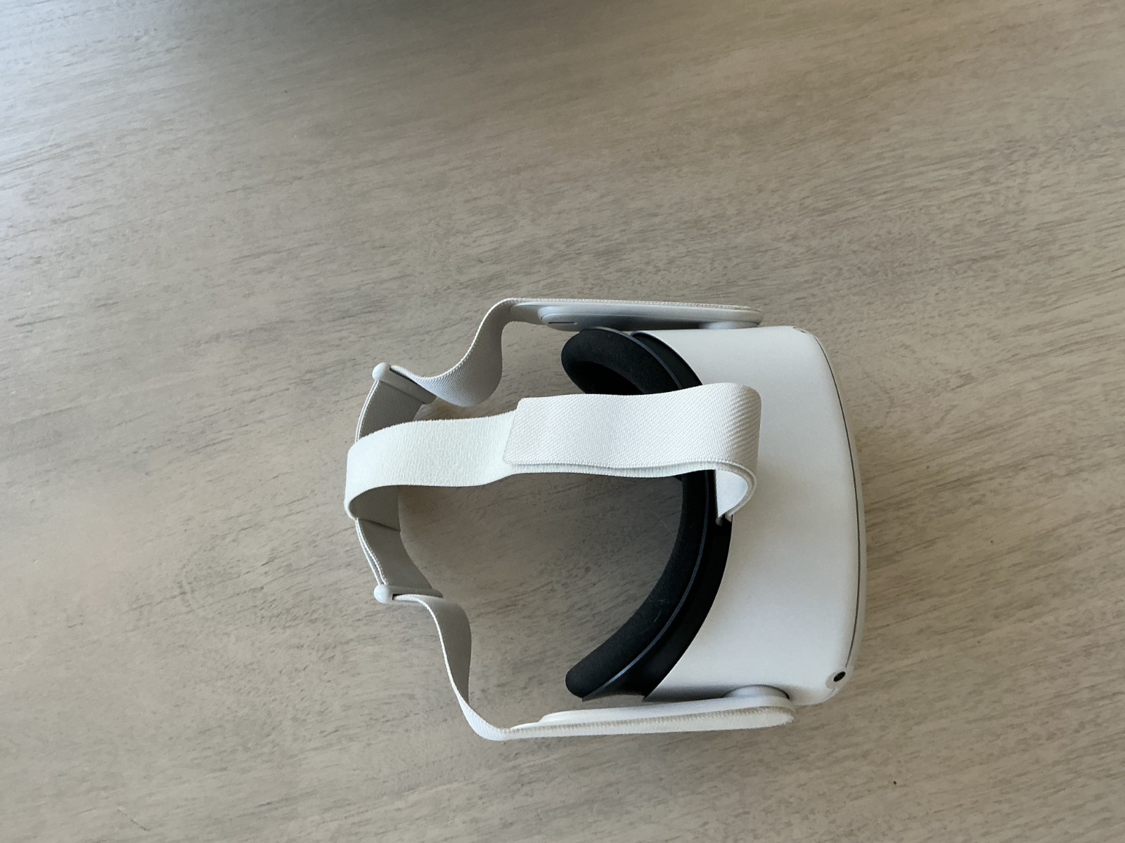 Meta Quest 2 Virtual Reality Headset 256GB Bundle Good Condition