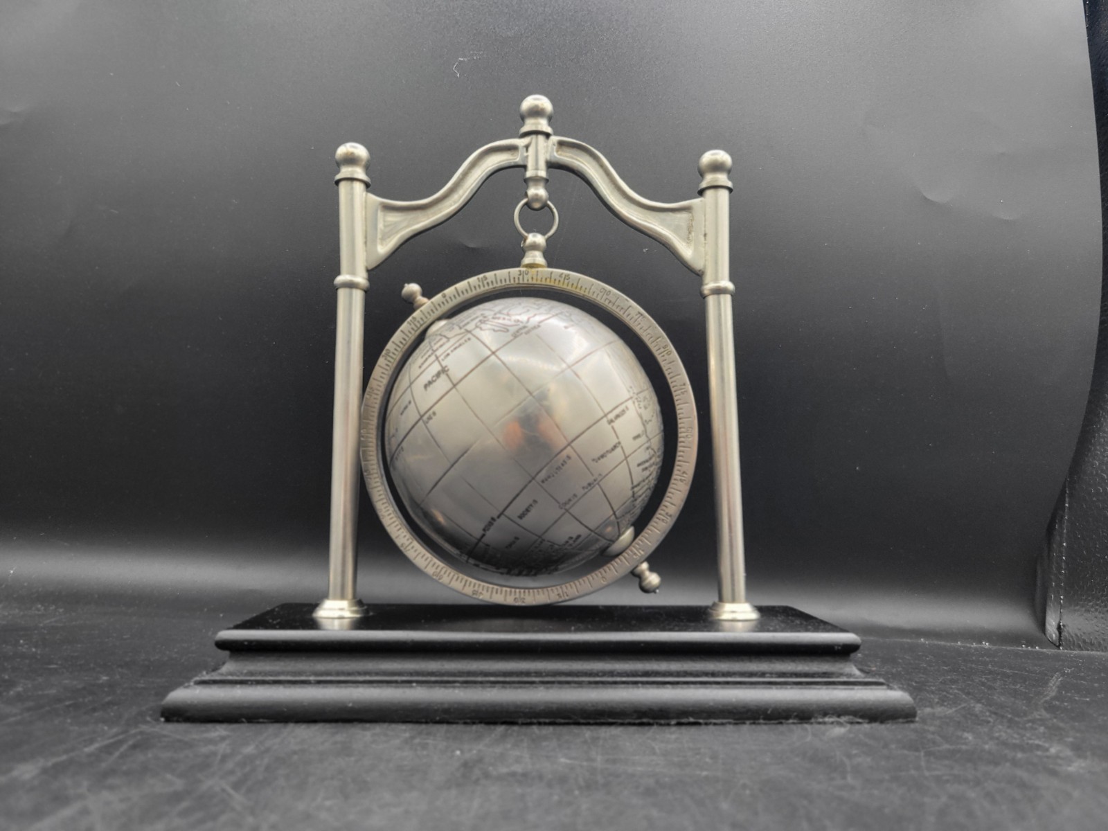 World Globe Silver Gray Nickel Chromium Suspended Hanging Desktop Stand - 8 5"