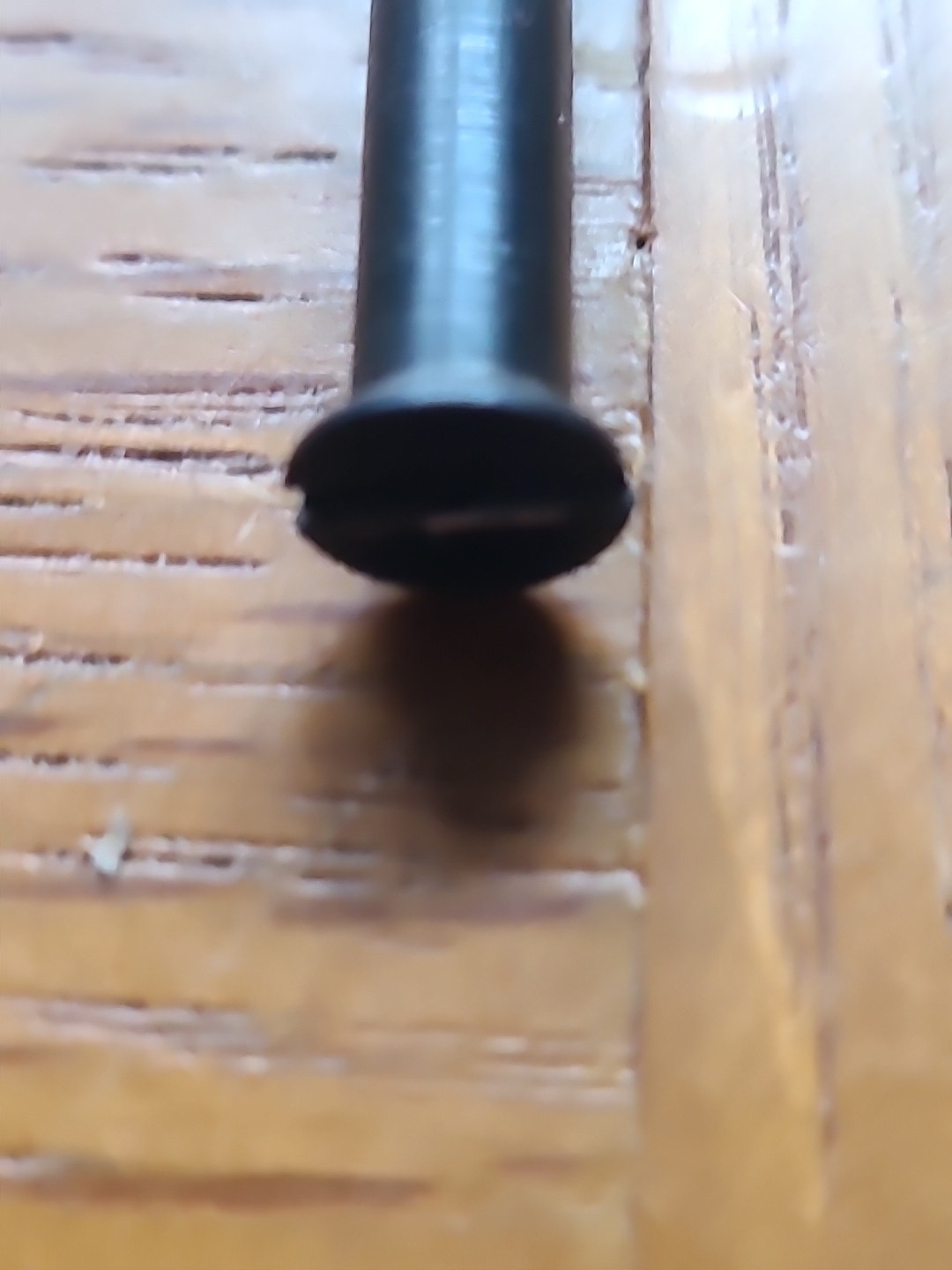 TRADITIONS FOX RIVER .50 CAL MUZZLELOADER TANG SCREW. VERY GOOD USED CONDITION