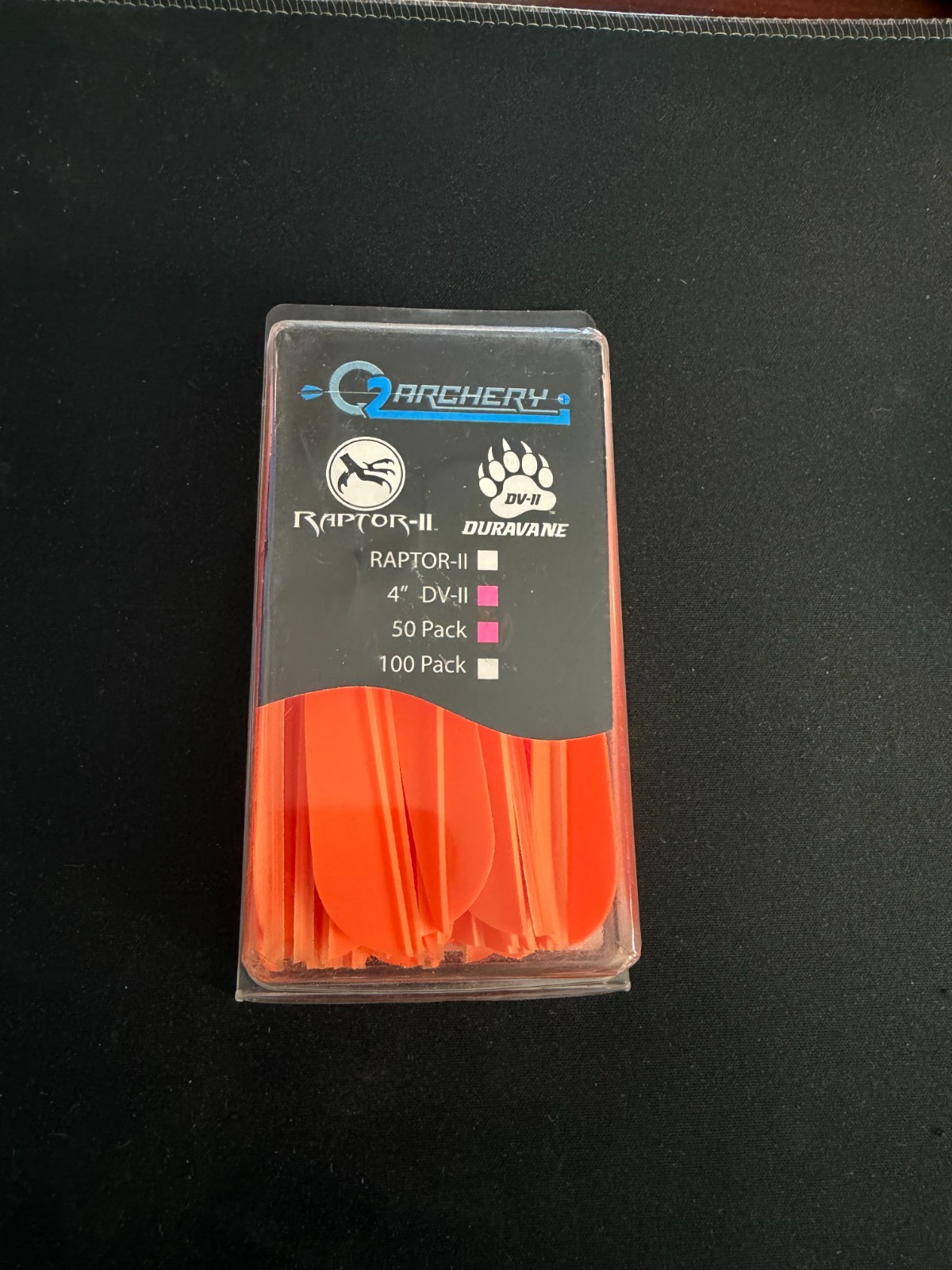 Q2i Archery Raptor II 4in Vanes