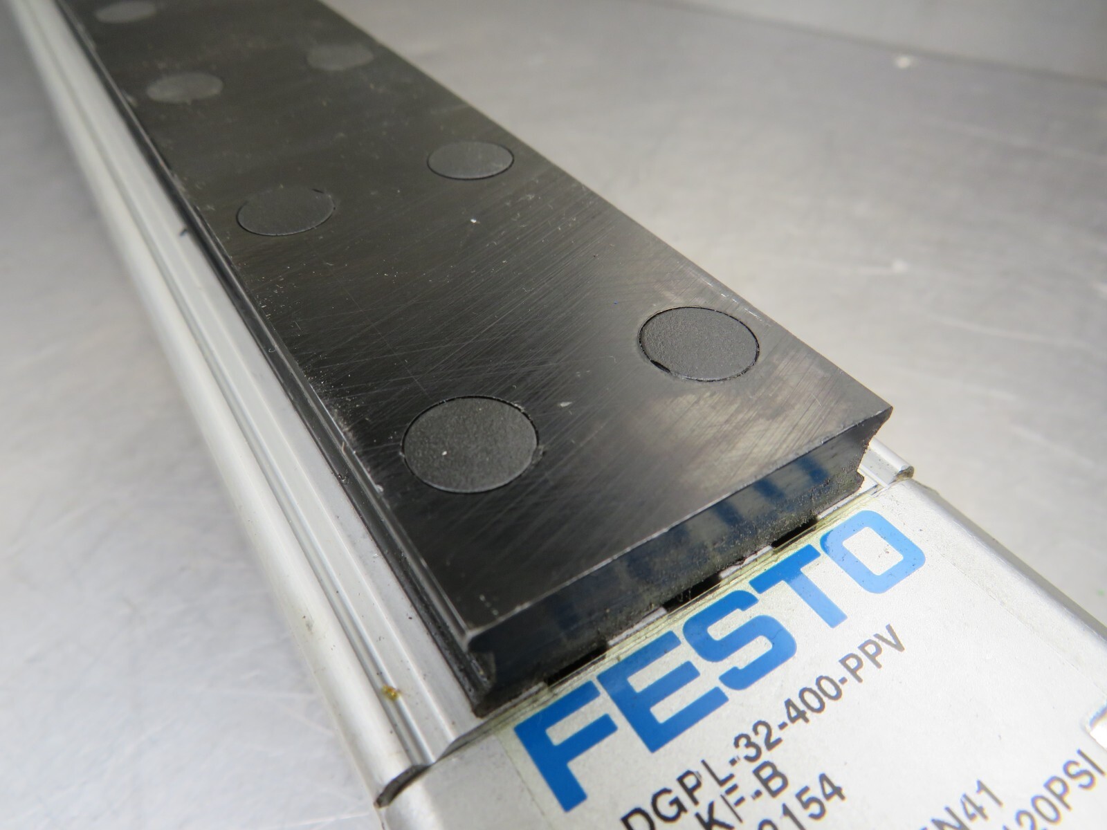 Festo DGPL-32-400-PPV-A-KF-B Linear Drive