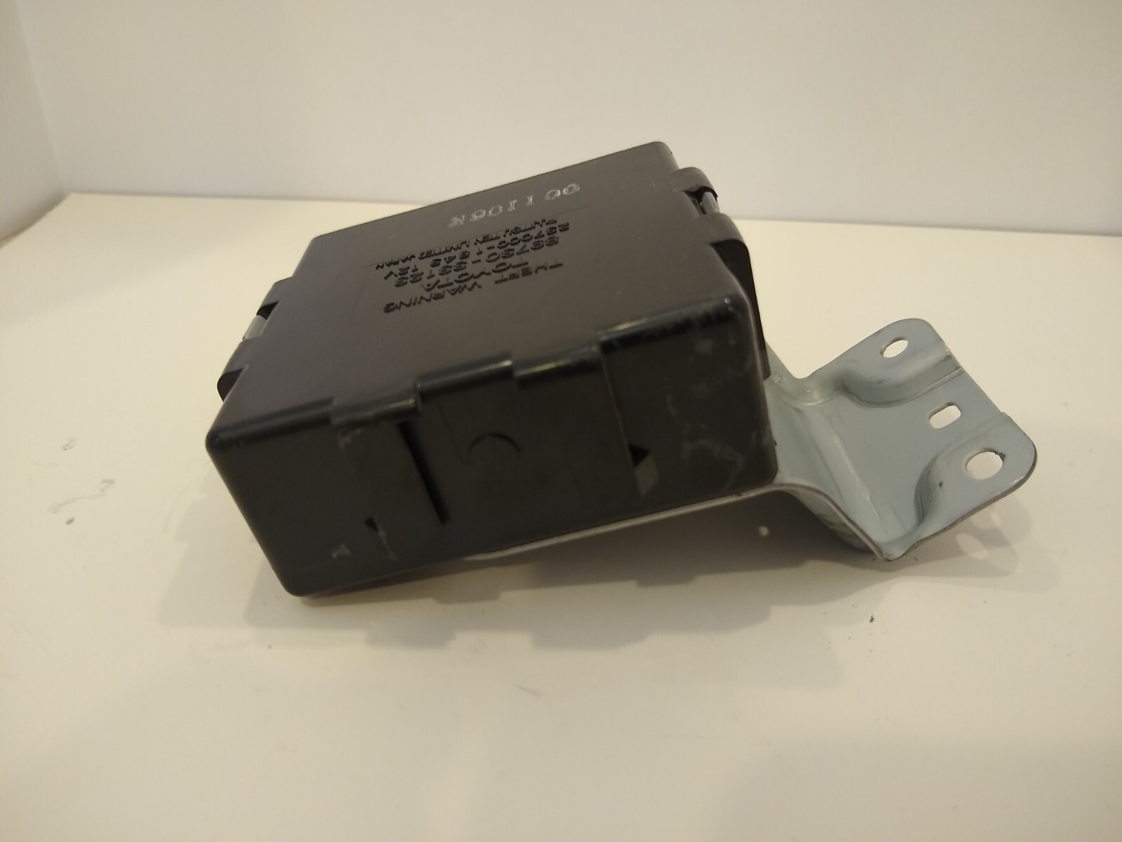 2000 2001 LEXUS ES300 THEFT LOCKING WARNING CONTROL MODULE 89730-33123 OEM