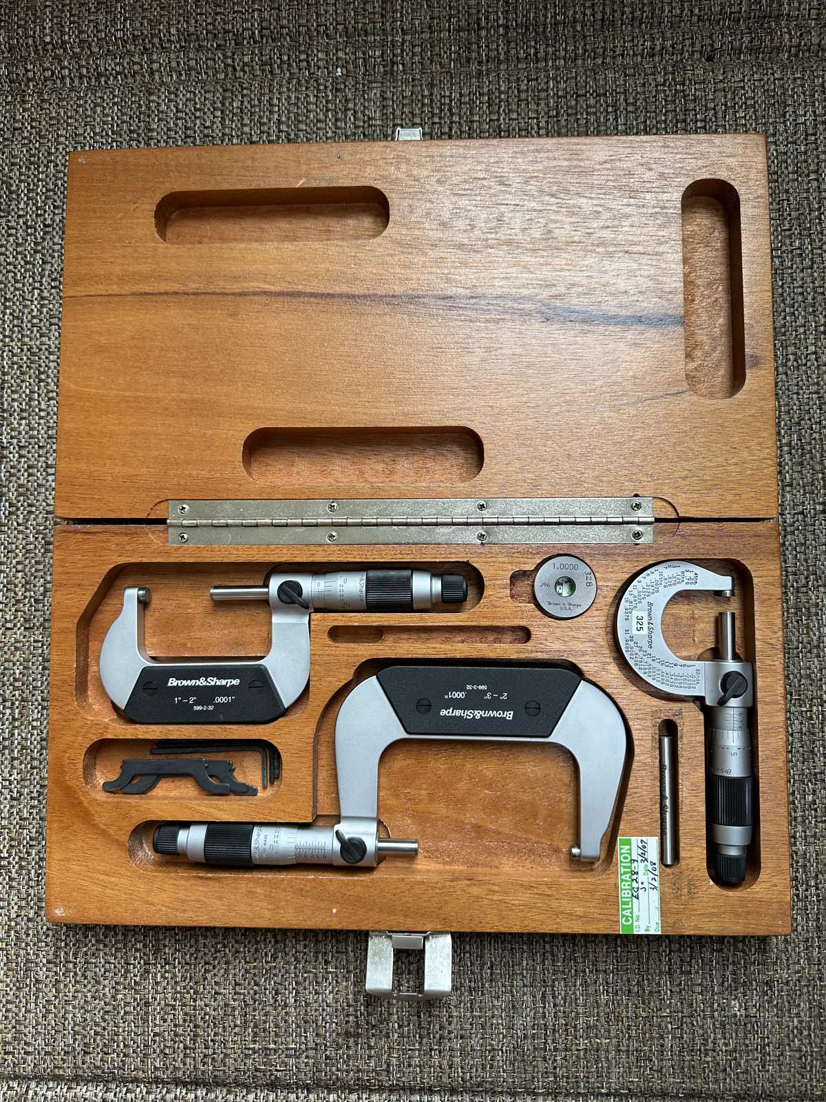 Brown & Sharpe  0"-3" Range .0001" Graduation Outside Micrometer Set in Box