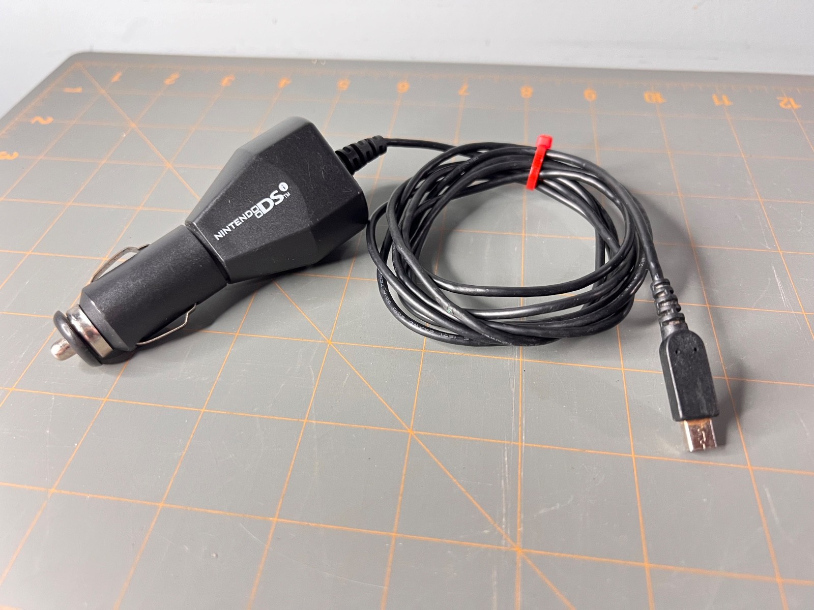 OEM Nintendo DSi 3DS 2DS XL Car Charger 12V Power Supply Cord Adapter DS GENUINE
