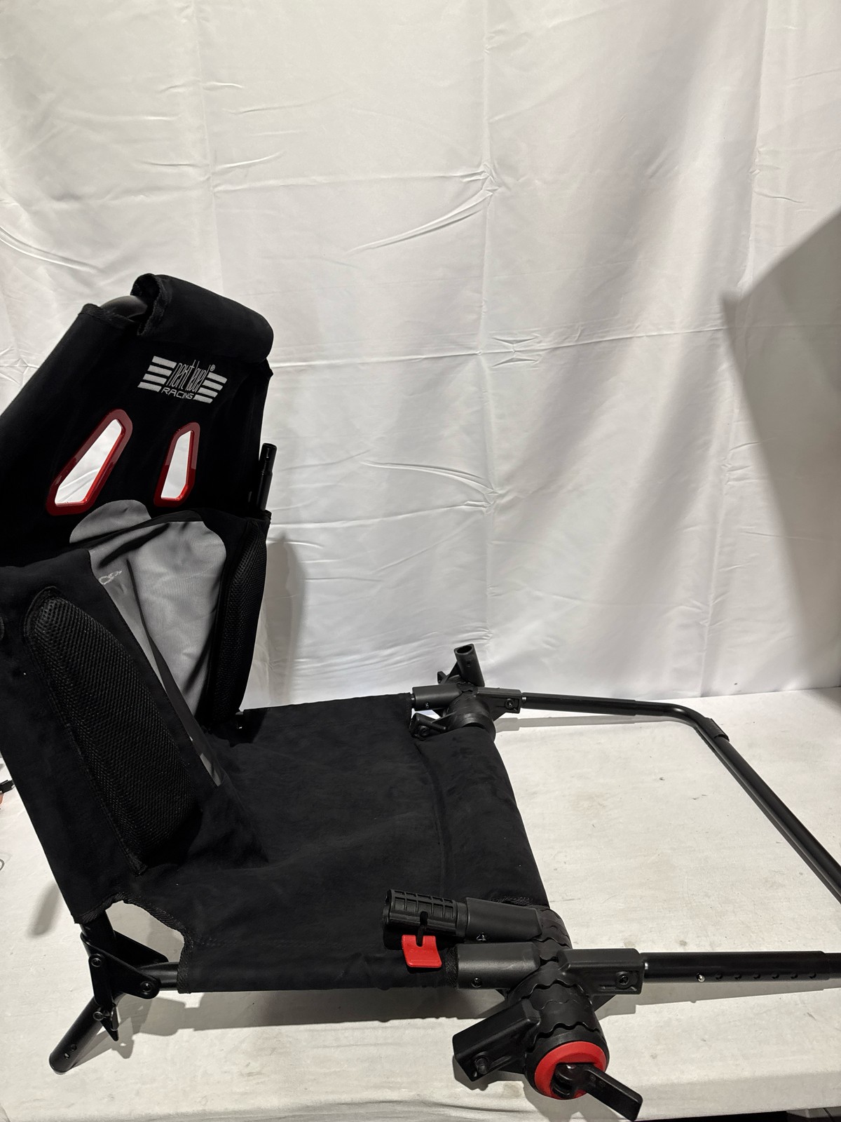(BROKEN) Next Level Racing GT Lite Foldable Simulator Cockpit Chair Black (4)