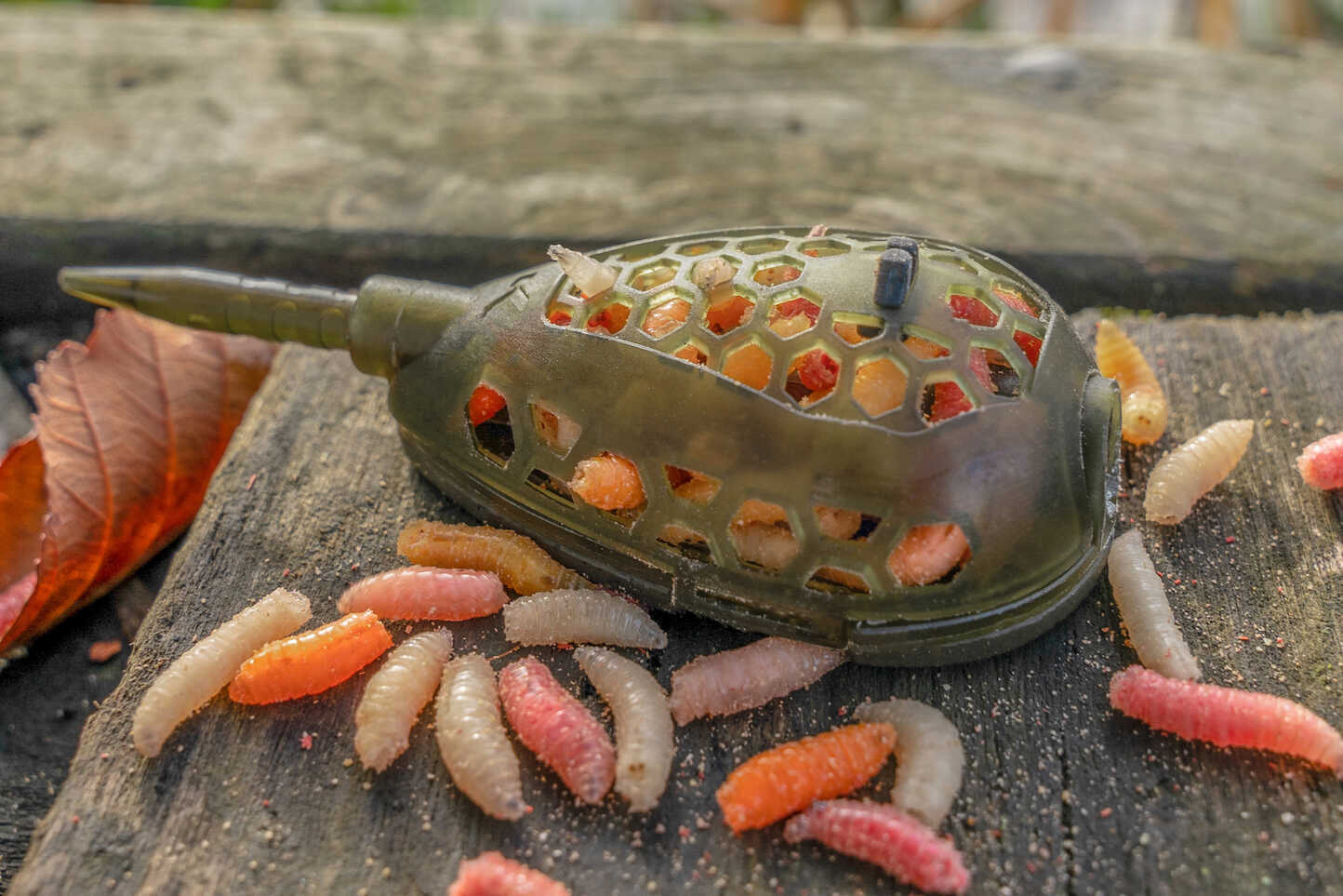 New Korum Camo Grub Feeders  *PAY ONE POST*