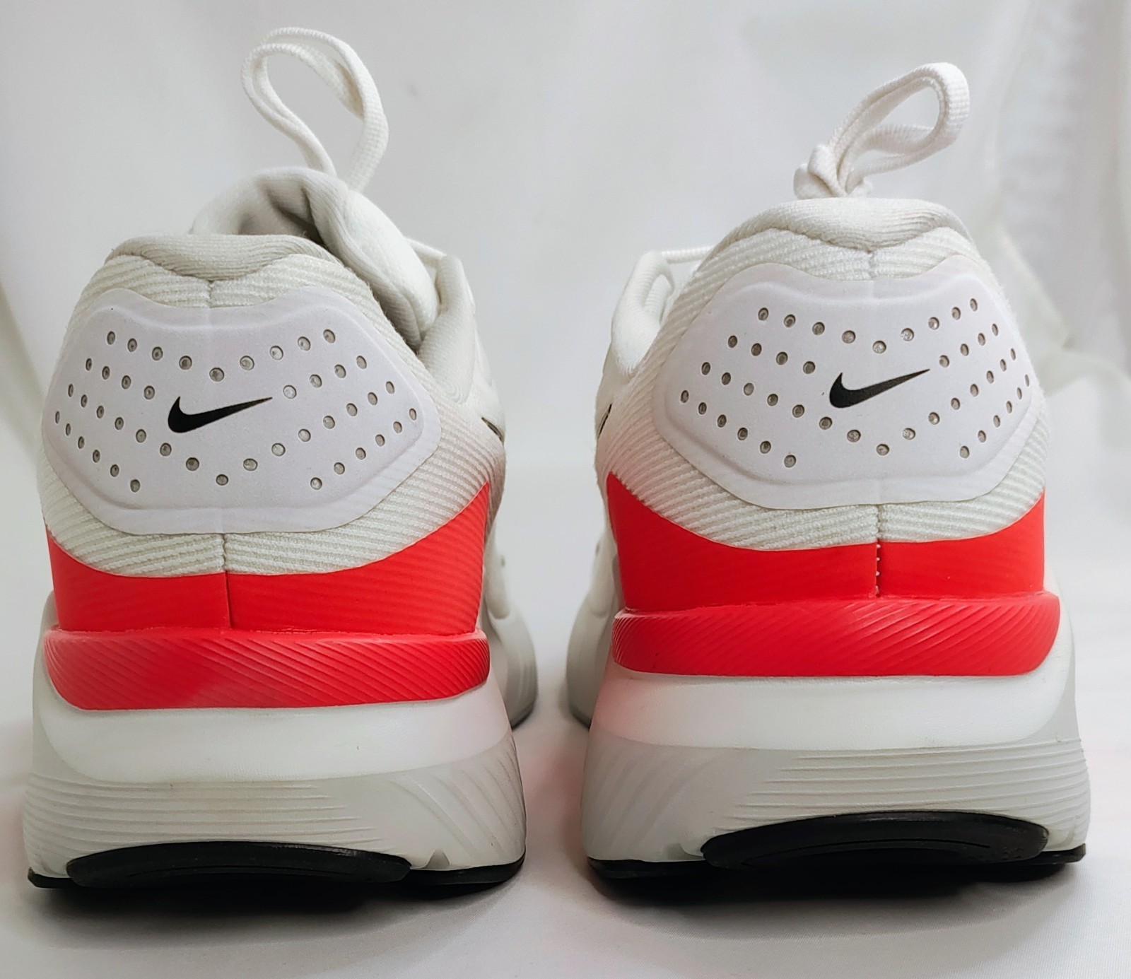 Nike Structure 26 ‘White Bright Crimson’ HJ1102 102 Size 11.5