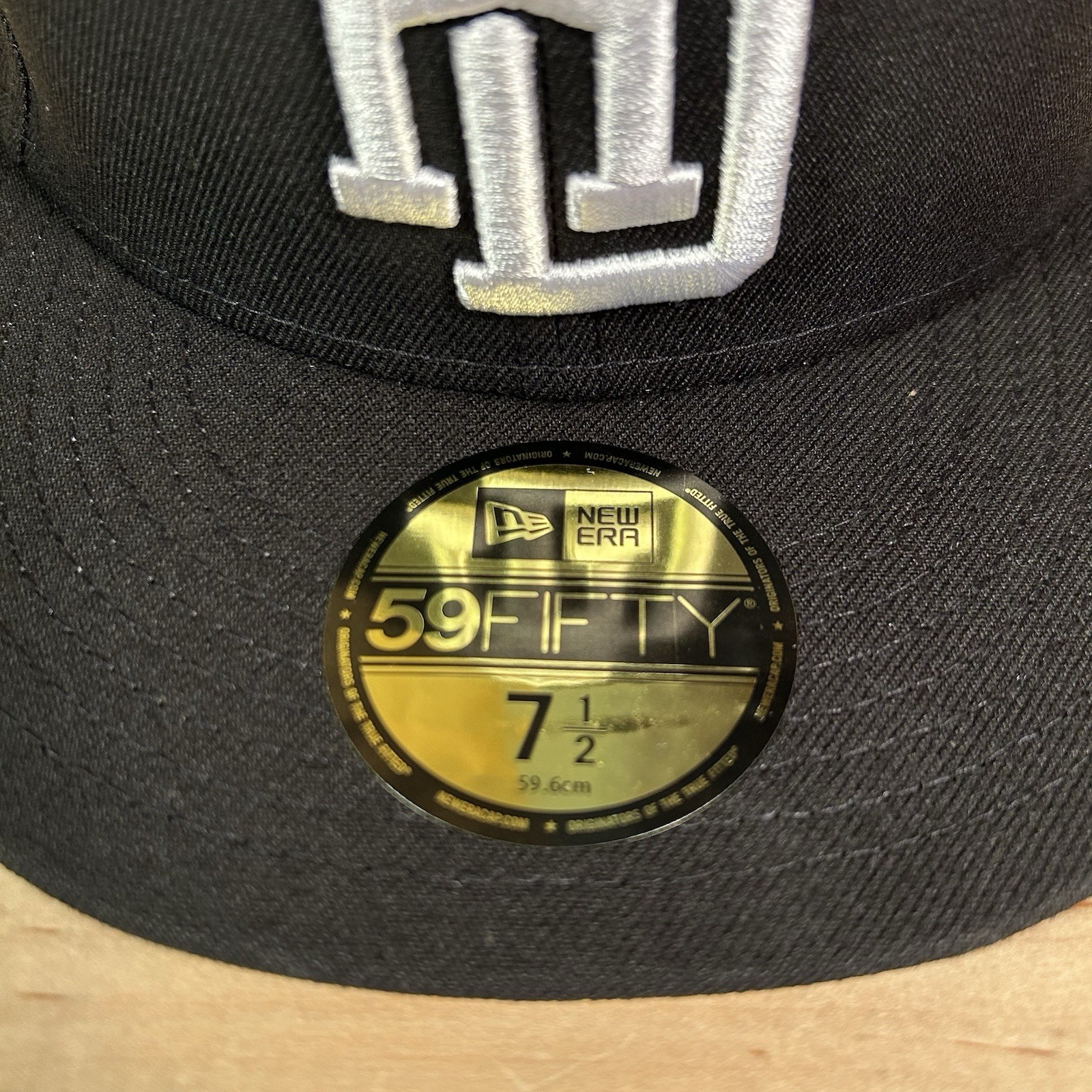 NEW ERA 59 FIFTY DOMINICAN REPUBLIC WORLD BASEBLL FITTED HAT MENS SZ 7 1/2 BLACK