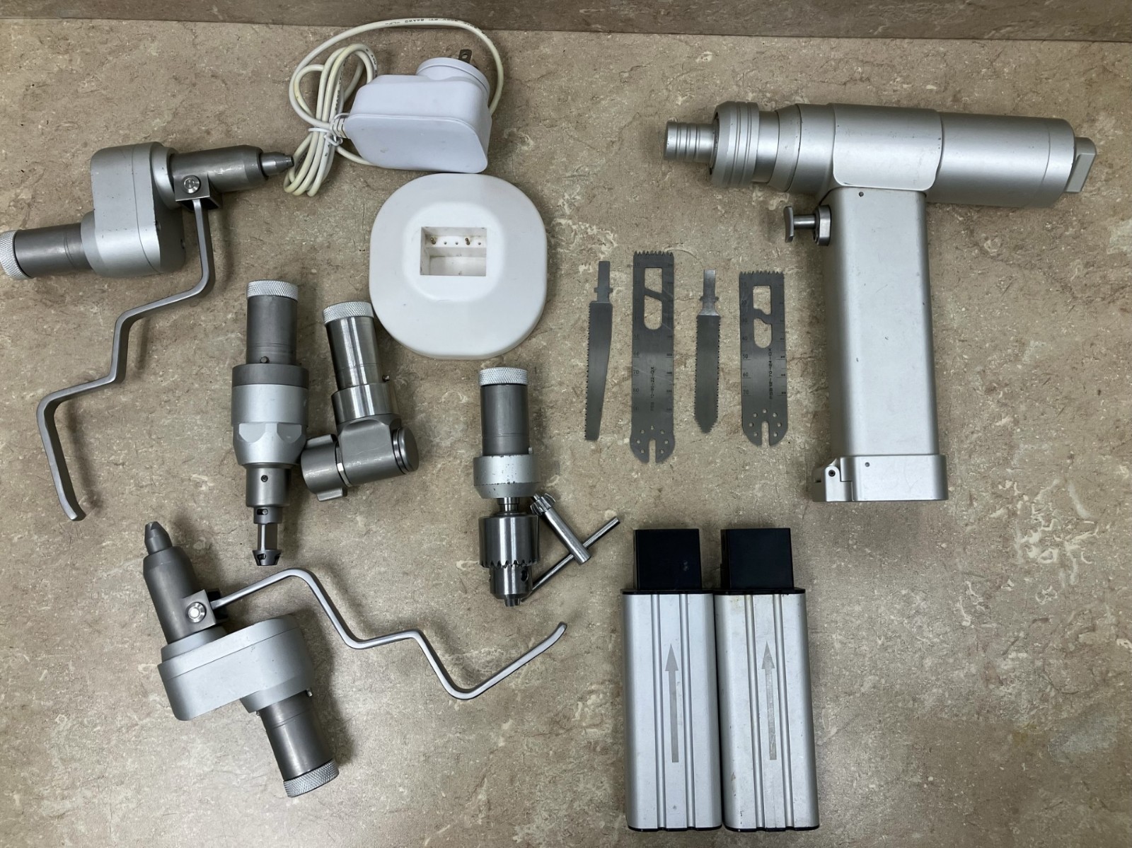 Veterinary Orthopedic Bone Drill Kit – Electric Handpiece & Attachments – Animal