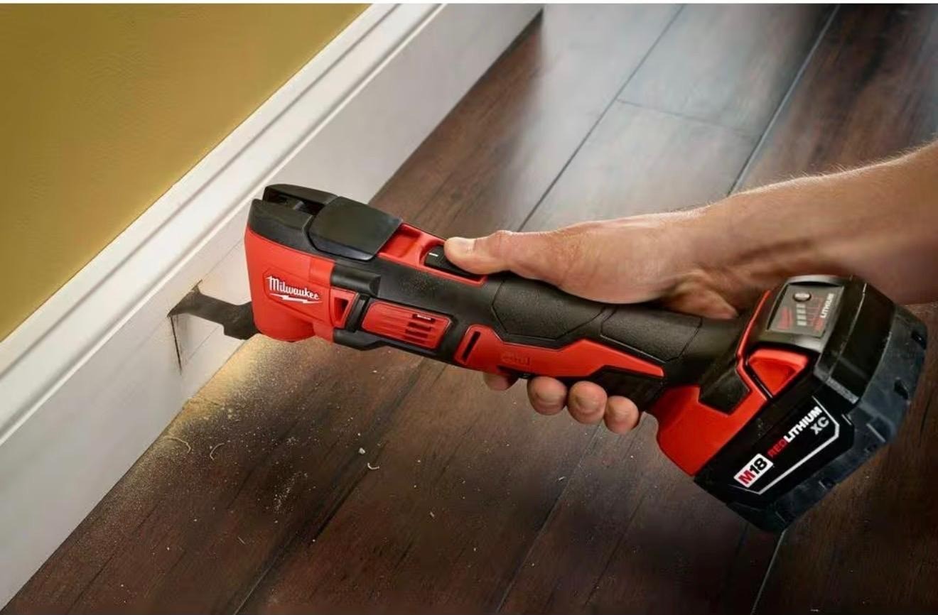 Milwaukee M18 Cordless Multi-Tool (Tool Only)