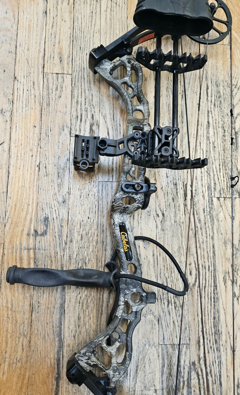 CABELA'S OPTIMUS ARCHERY COMPOUND BOW