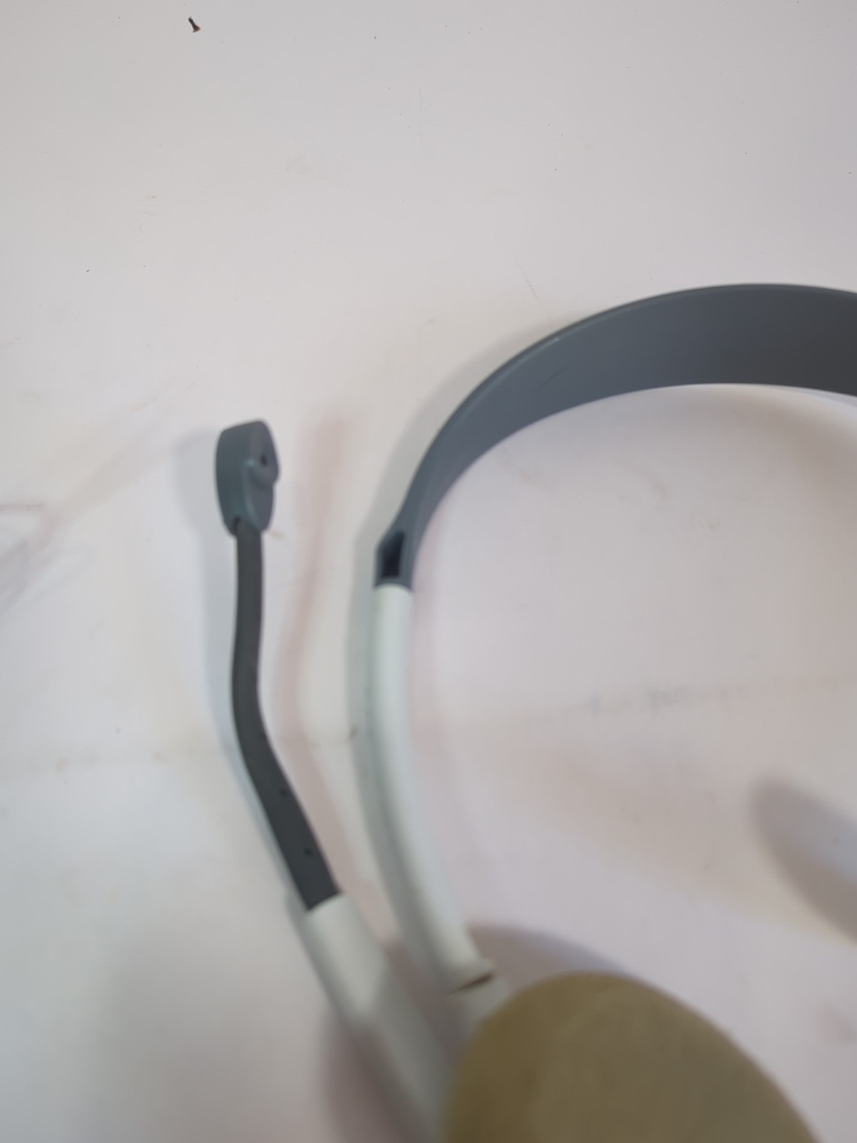 Set Of 2 XBox 360 OEM Microsoft Headset/Microphone C1